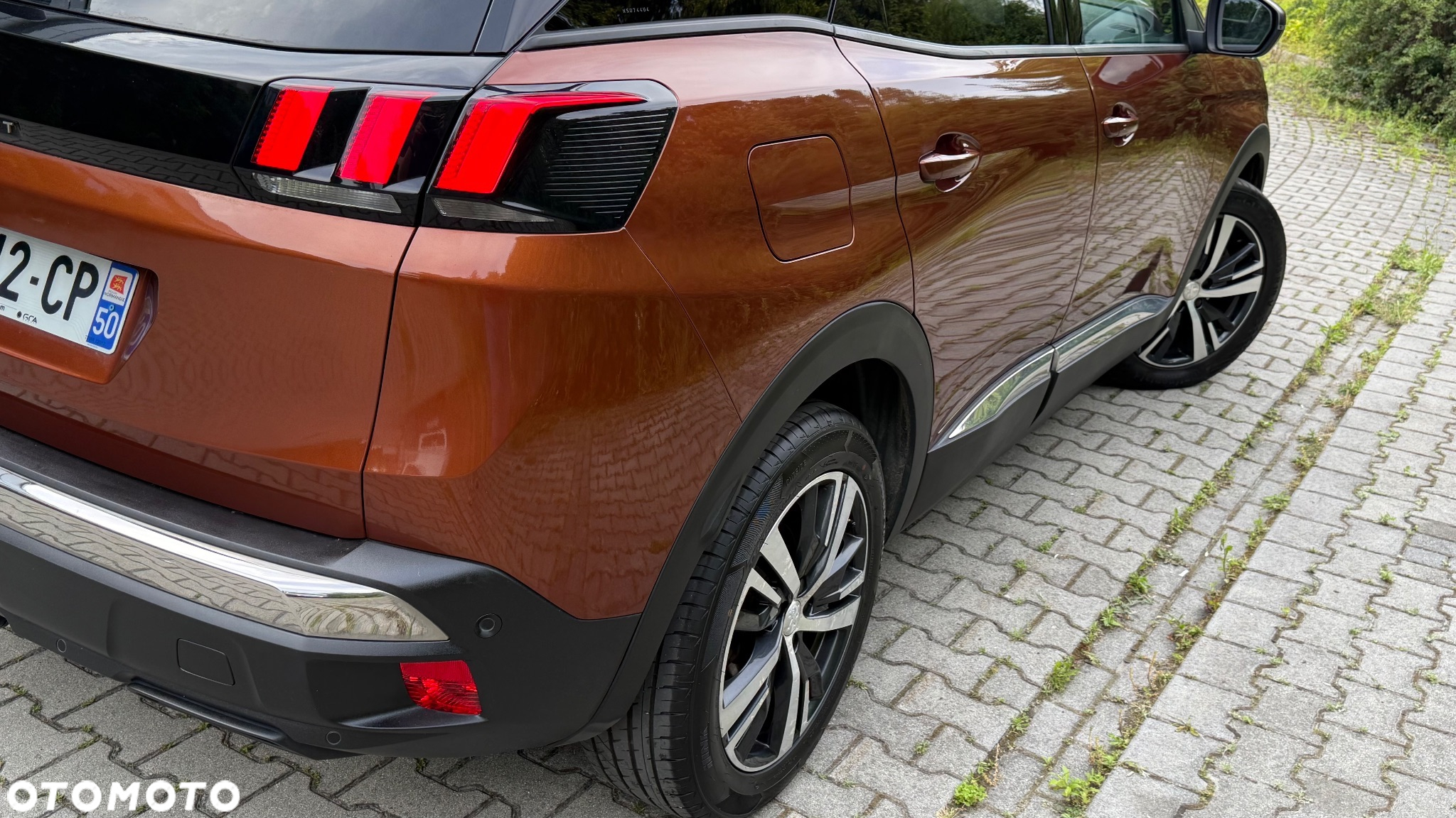 Peugeot 3008 BlueHDi 130 Stop & Start EAT8 Allure - 16