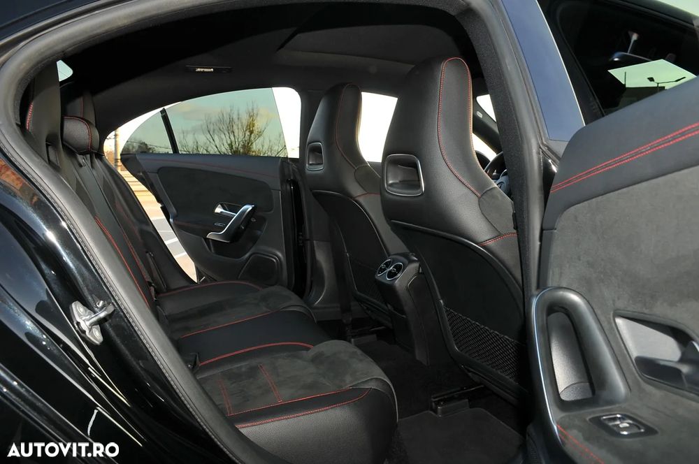 Mercedes-Benz CLA 180 Shooting Brake 7G-DCT AMG Line - 27