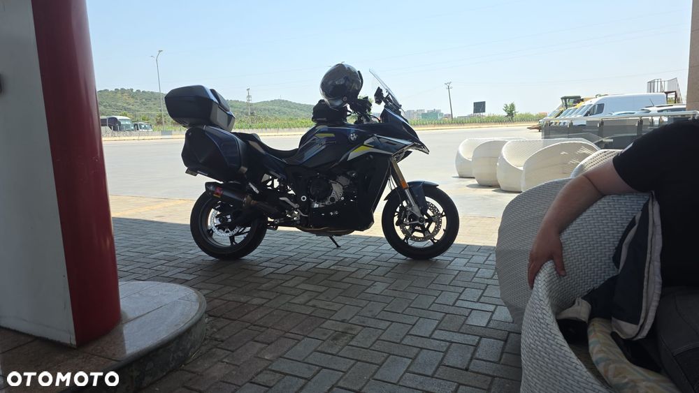 BMW XR - 3