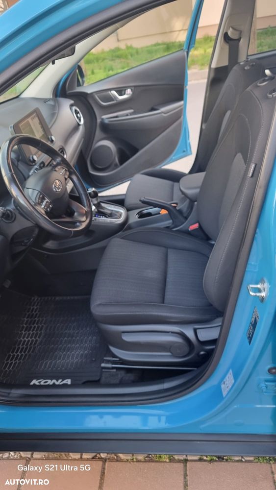 Hyundai KONA - 8