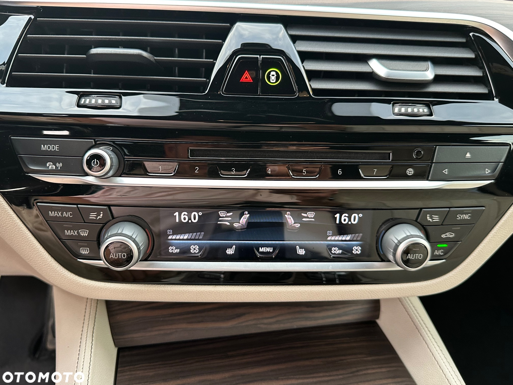 BMW Seria 5 520d xDrive M Sport sport - 21