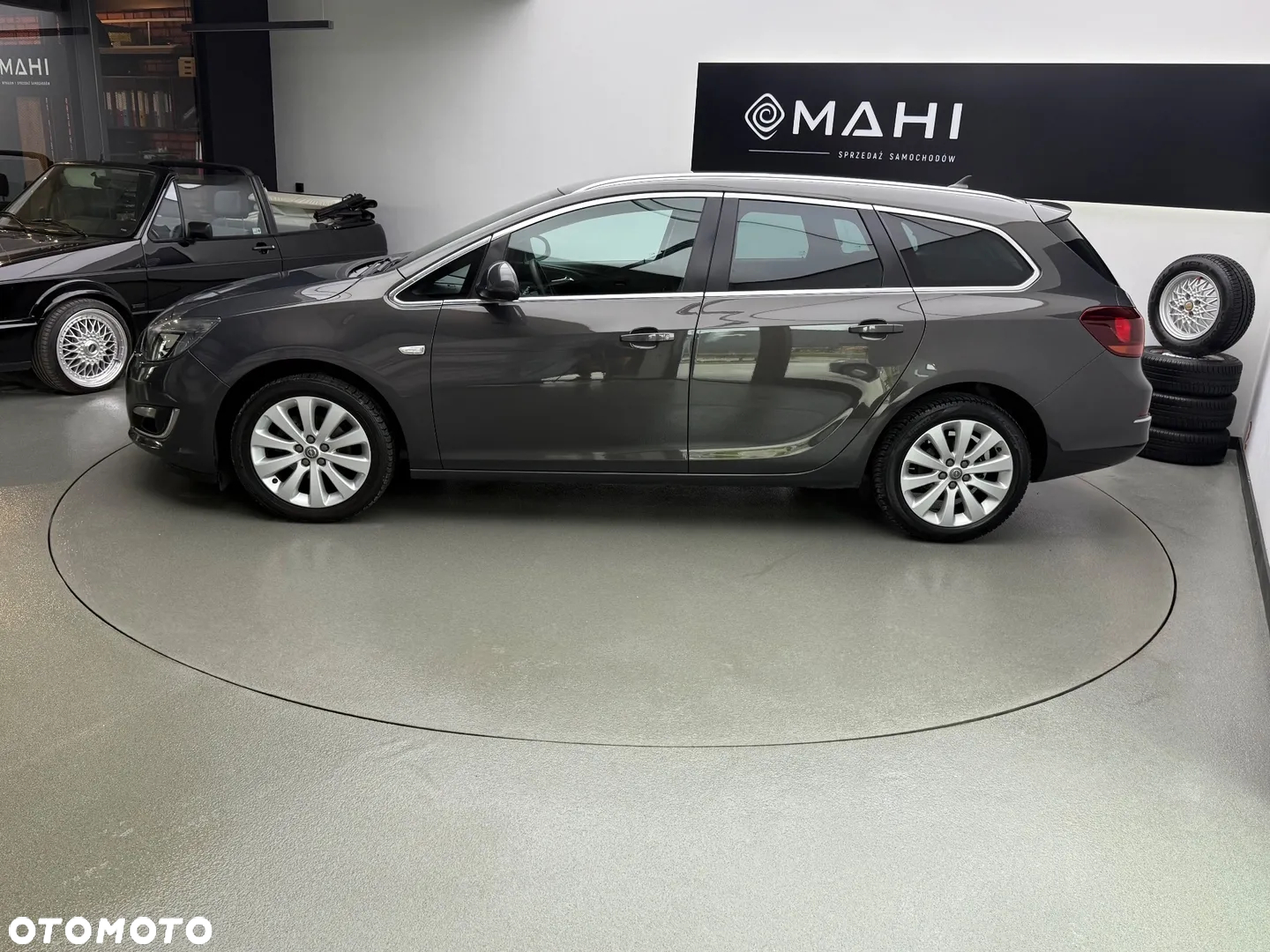 Opel Astra 1.4 EcoFLEX Cosmo - 7