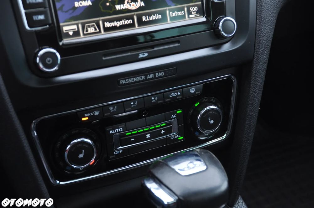 Skoda Superb 2.0 TDI DSG Exclusive - 36