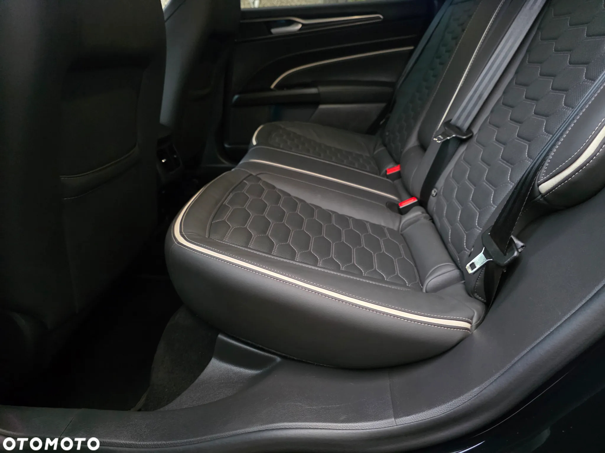 Ford Mondeo 2.0 EcoBlue VIGNALE - 17