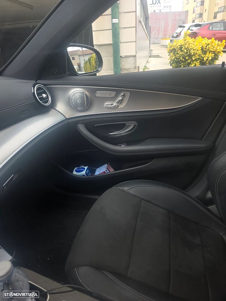 Mercedes-Benz E 300 - 12