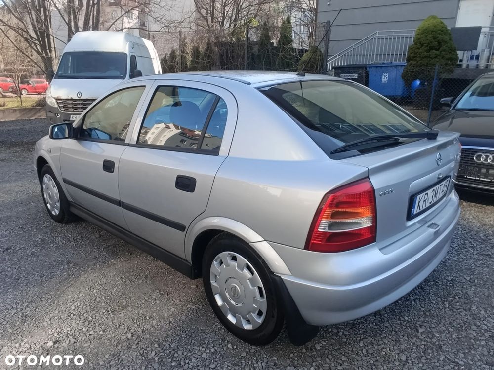 Opel Astra - 5