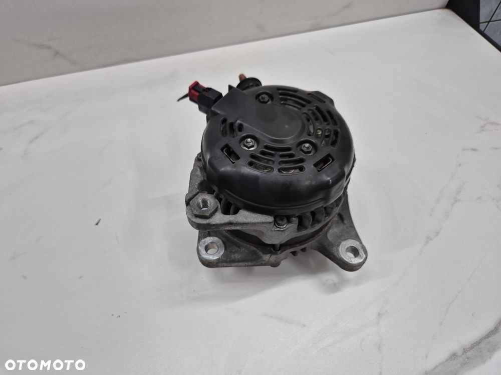 Caravan Town country Grand Voyager 4.0 V6 alternator - 5