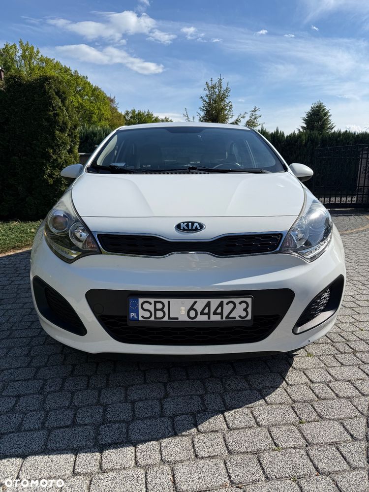 Kia Rio - 3