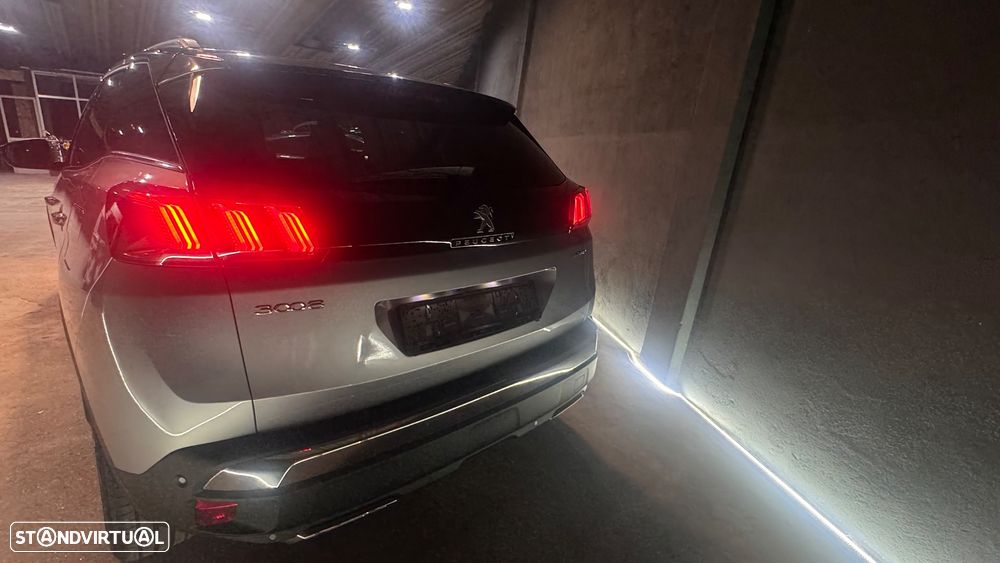 Peugeot 3008 Hybrid 225 e-EAT8 GT - 8