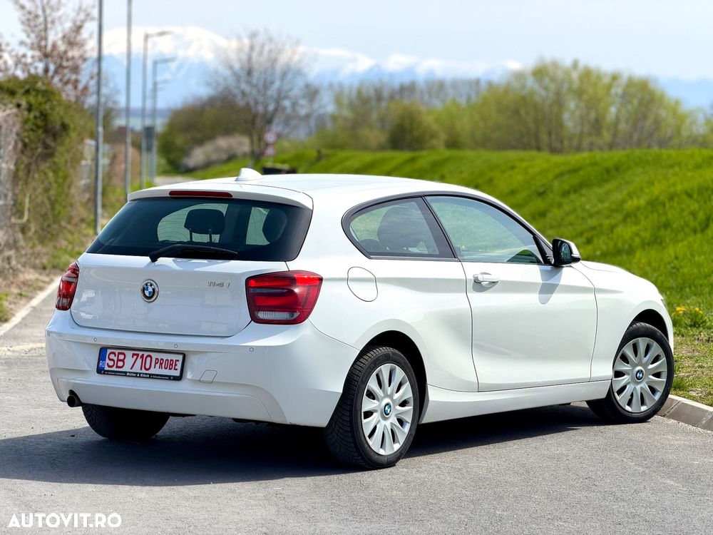 BMW Seria 1 114i Sport Line - 3