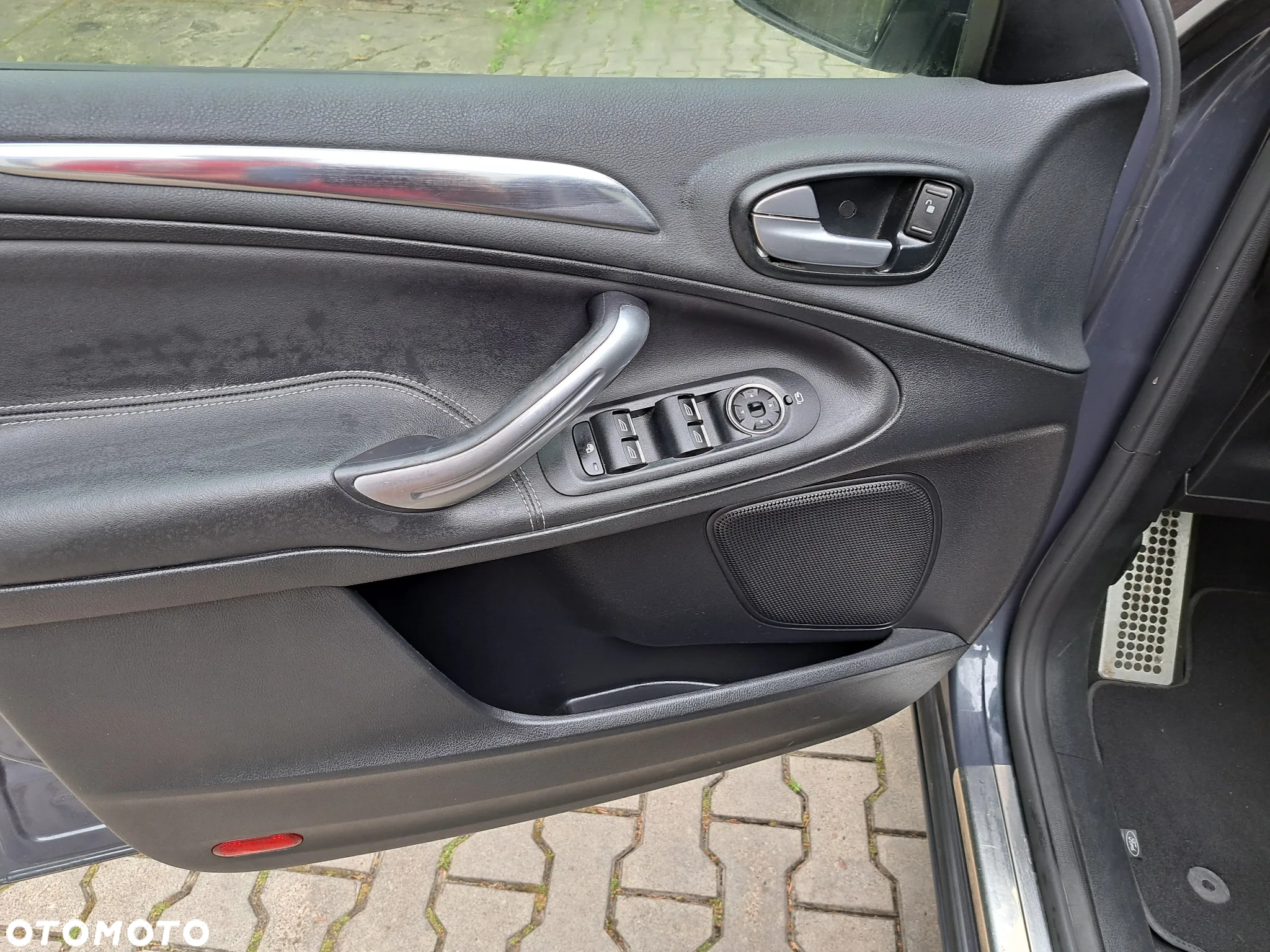 Ford S-Max - 17