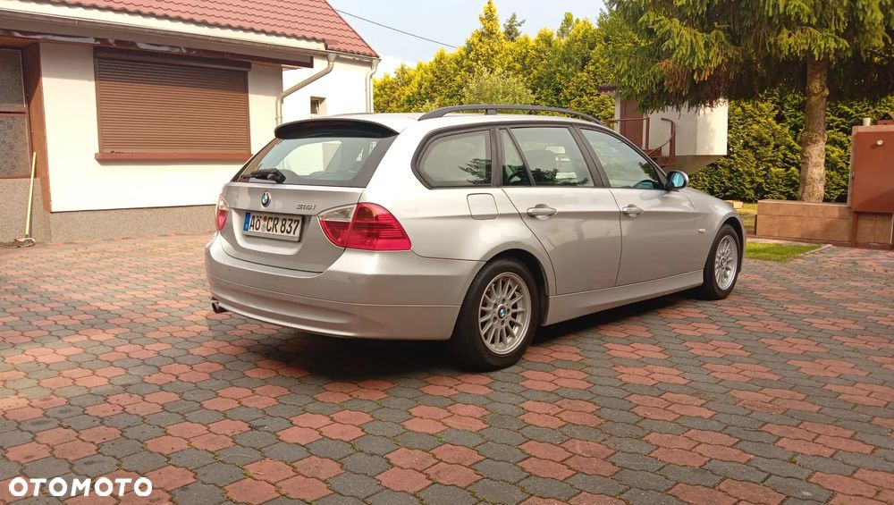 BMW Seria 3 - 25