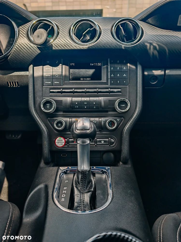 Ford Mustang 3.7 V6 - 13