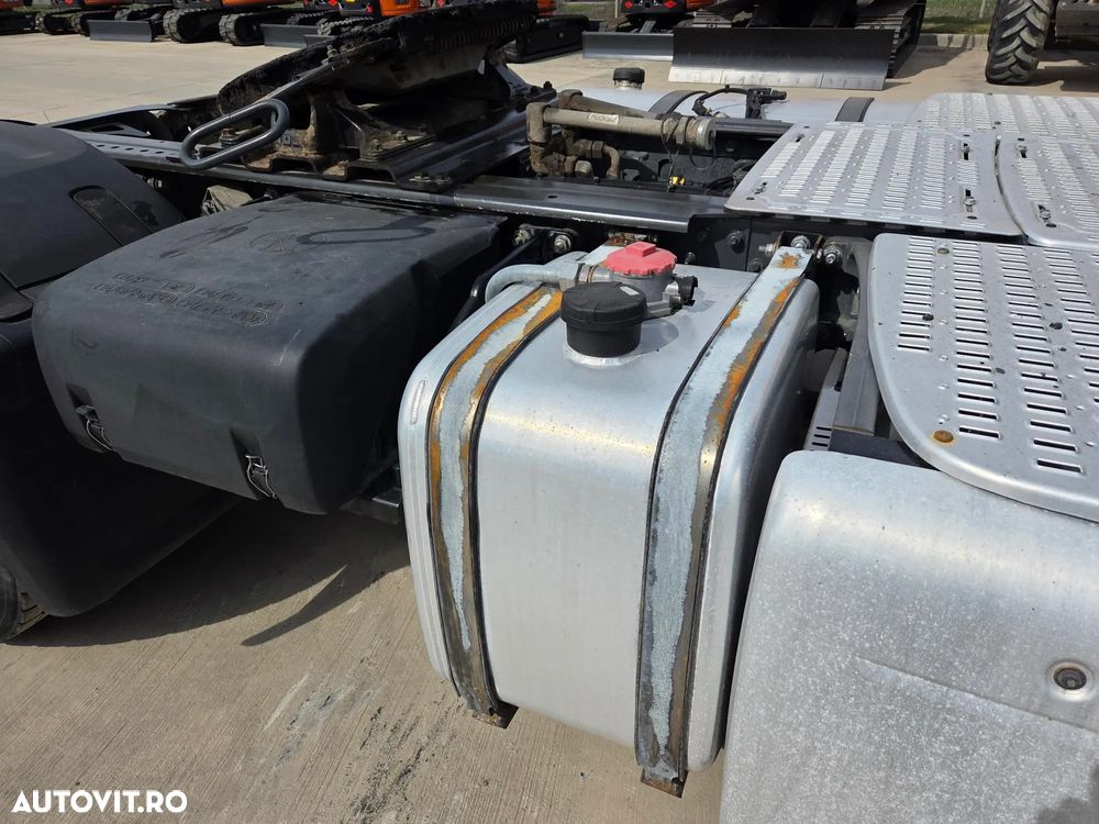 DAF XF460, 2017, 565.682km, KIT BASCULARE, AUTOMATA+RETARDER 6 trepte, anv 90% ok, 2 paturi, frigider, Euro 6, rezervor motorina aluminiu 590l, posibilitate leasing-PROMOTIE 16900 EUR+Tva - 8