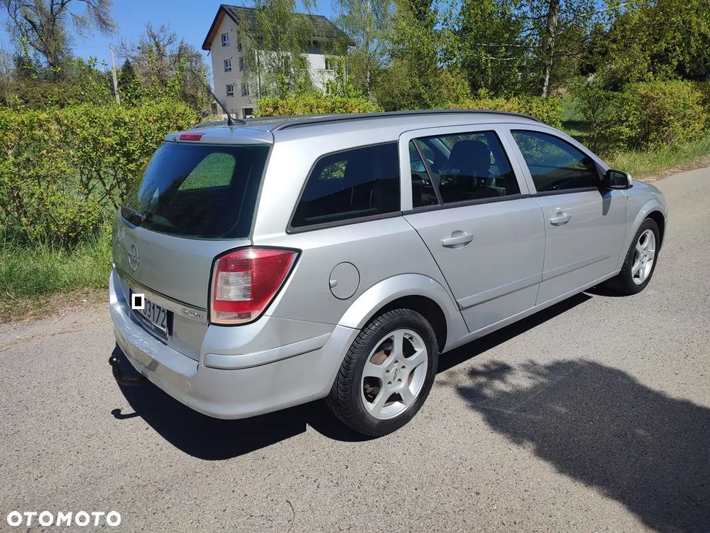 Opel Astra 1.9 CDTI - 3