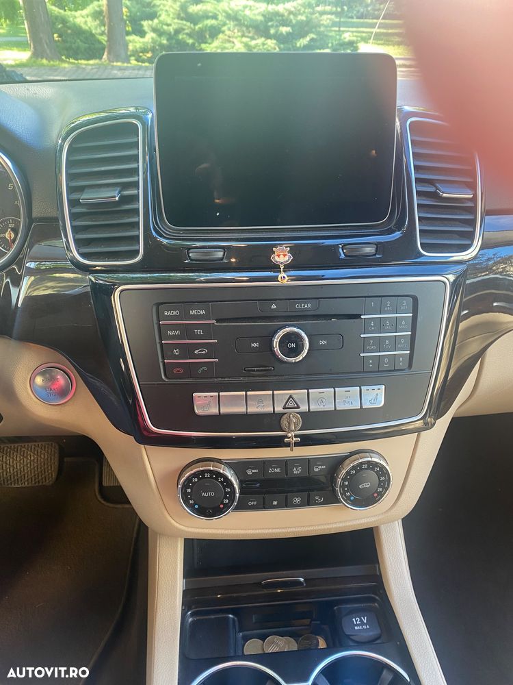 Mercedes-Benz GLE - 19