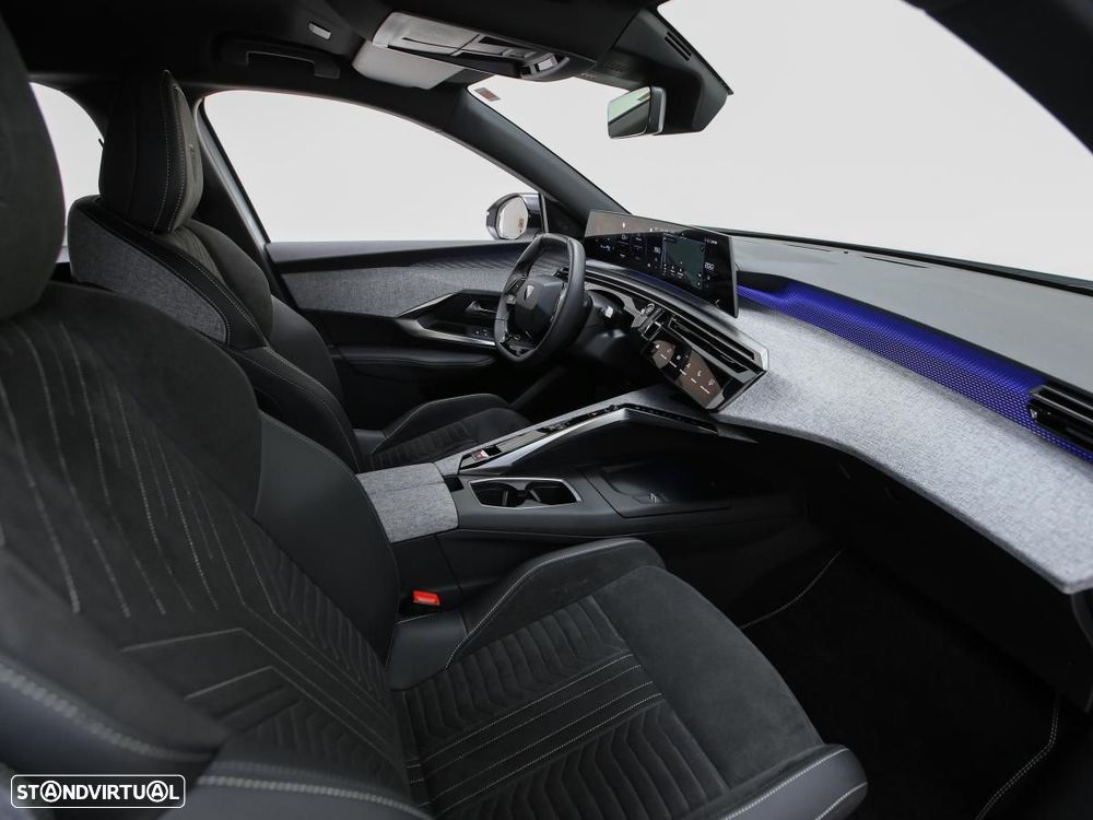 Peugeot E-3008 73 kWh GT - 9