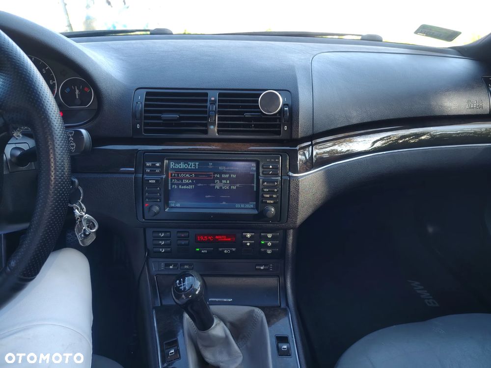 BMW Seria 3 318i - 8