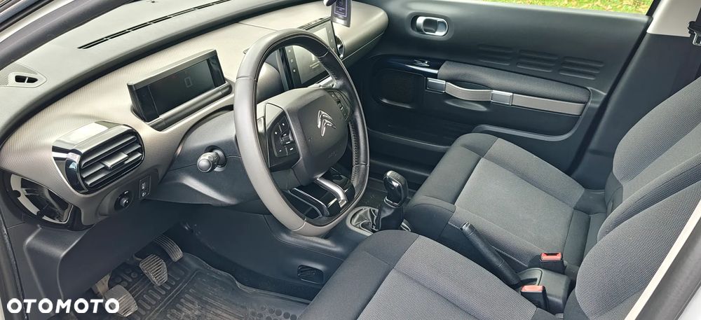 Citroën C4 Cactus - 23