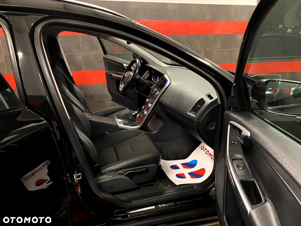 Volvo XC 60 D4 AWD Geartronic Summum - 21