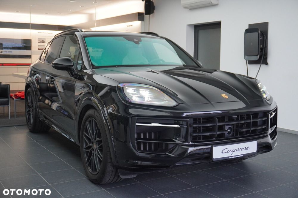 Porsche Cayenne GTS - 7