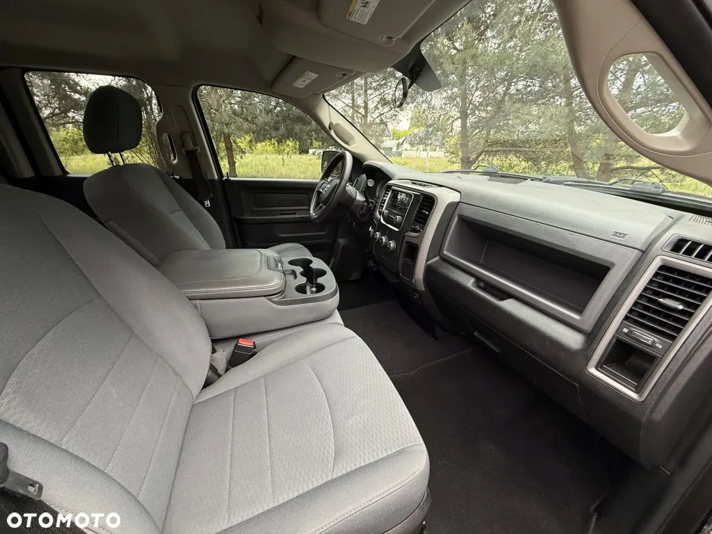 Dodge RAM 1500 5.7 4x4 - 14