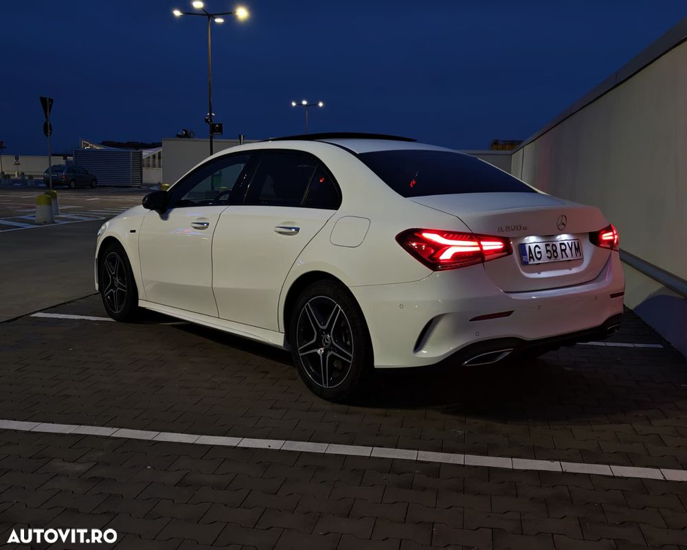 Mercedes-Benz A 250 - 4