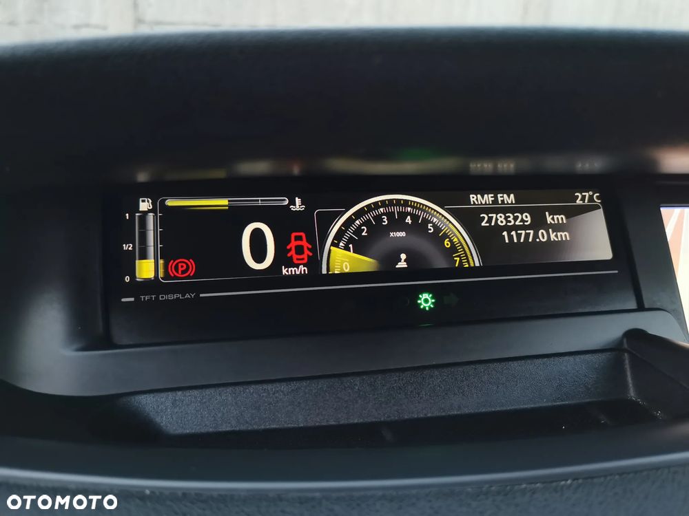 Renault Scenic 1.6 16V 110 LIMITED - 27