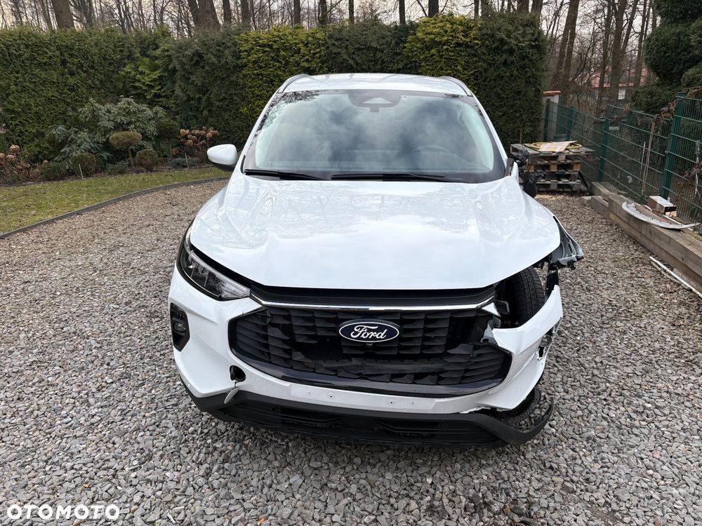 Ford Kuga - 4