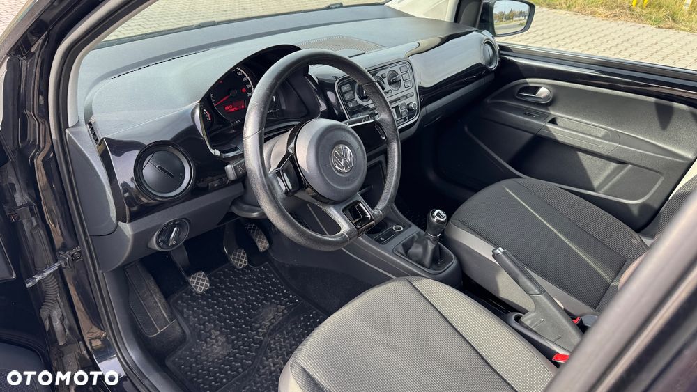 Volkswagen up! - 12