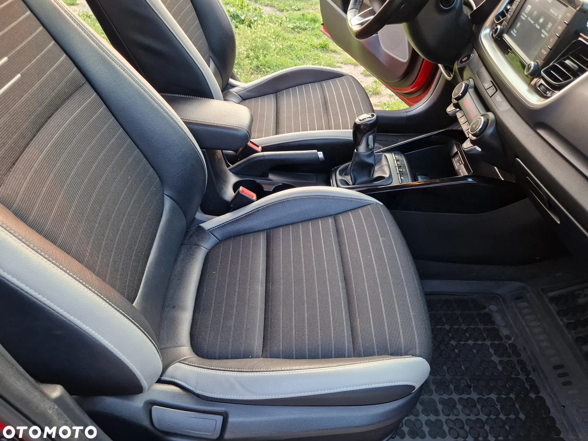 Kia Stonic 1.4 XL - 24