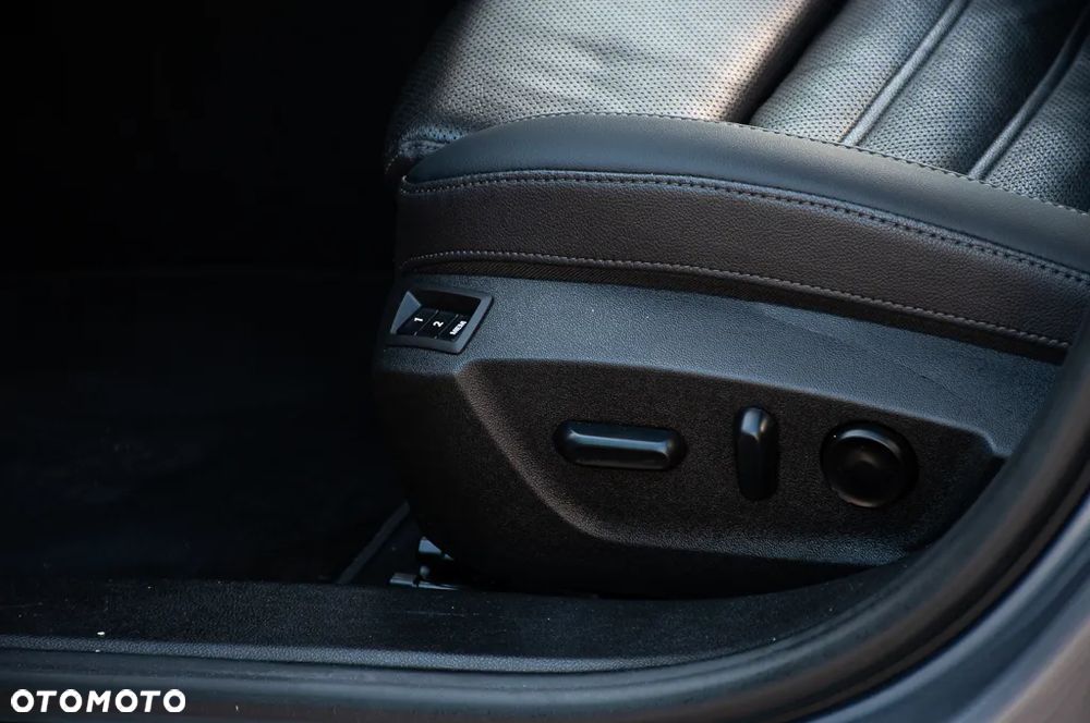 Opel Insignia 2.0 CDTI Cosmo - 35