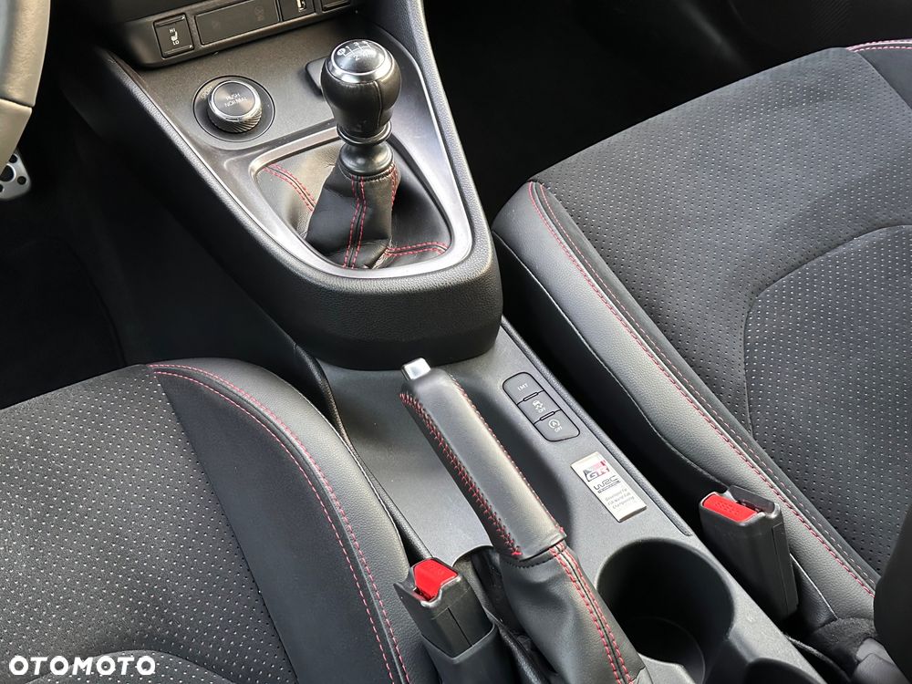 Toyota GR Yaris 1.6 Dynamic - 29
