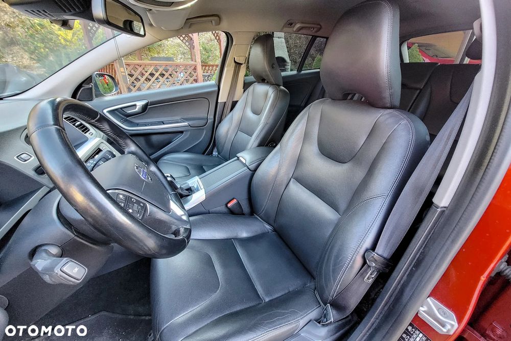 Volvo V60 D4 Drive-E Summum - 13