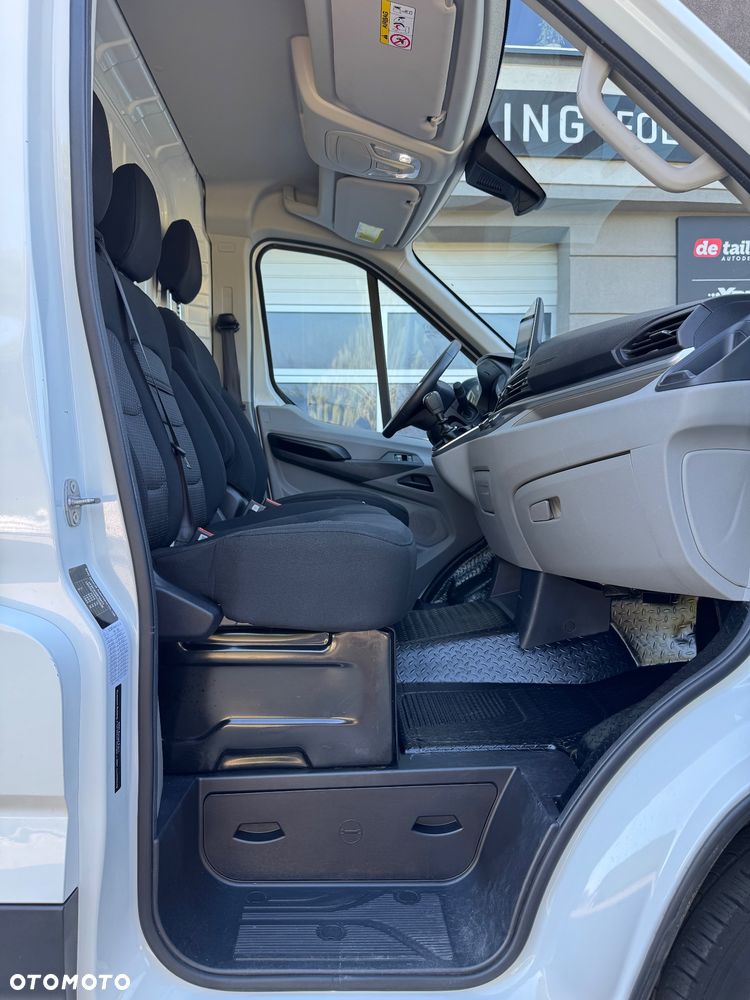 Maxus Deliver 9 - 24