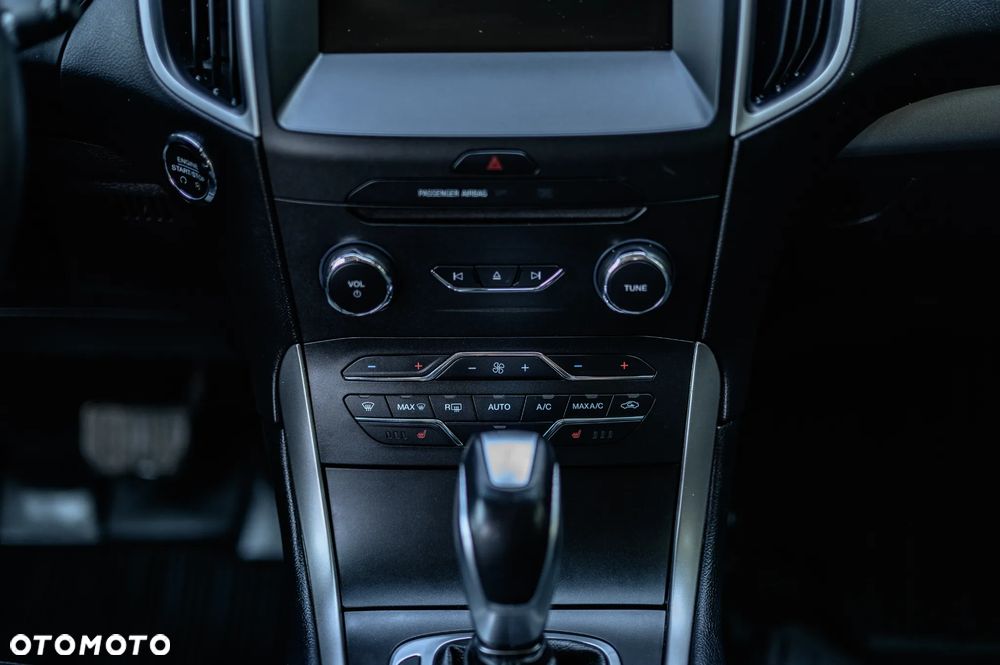 Ford Edge - 28