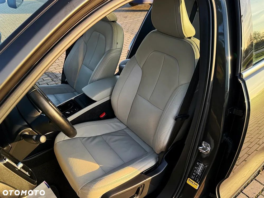 Volvo XC 40 D3 Inscription - 28