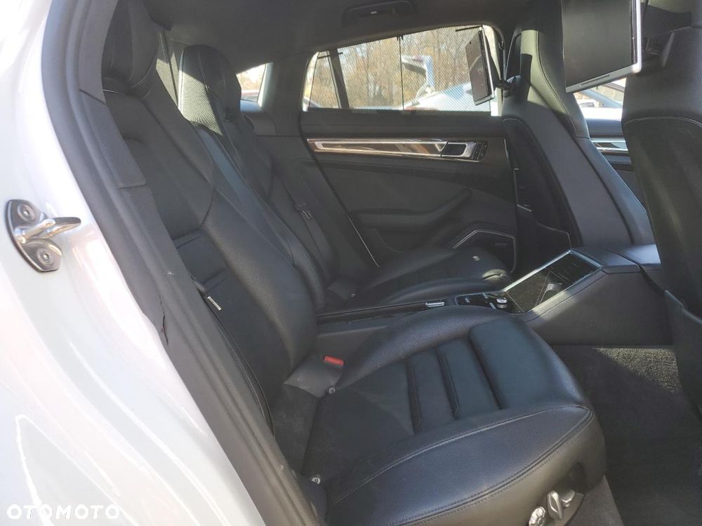 Porsche Panamera - 10