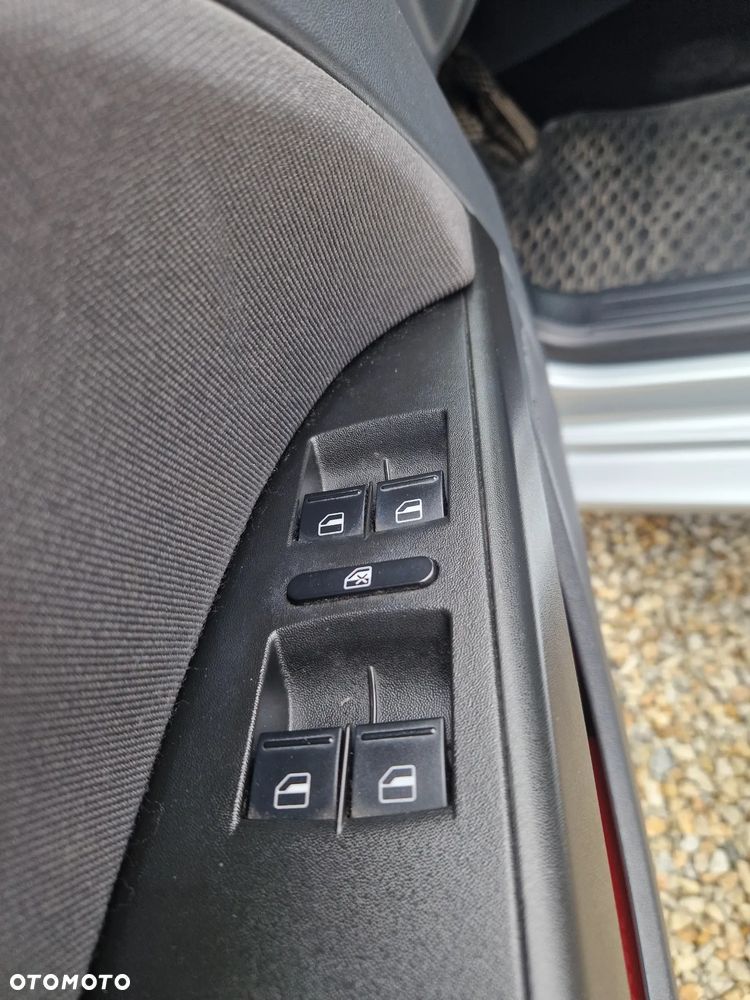 Seat Leon 2.0 TDI Stylance - 11