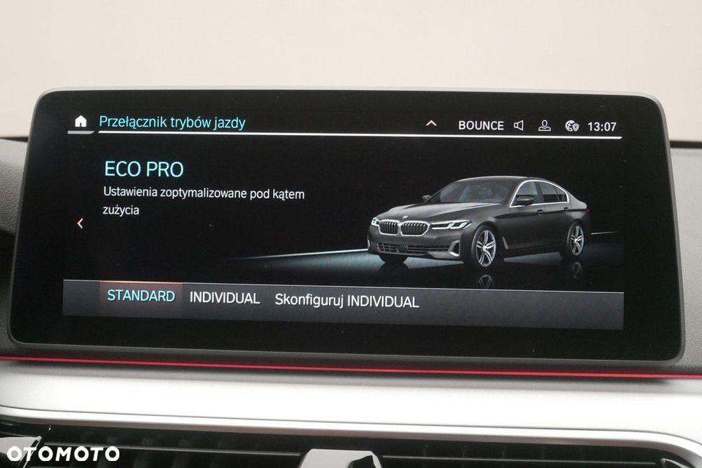 BMW Seria 5 520d xDrive - 26