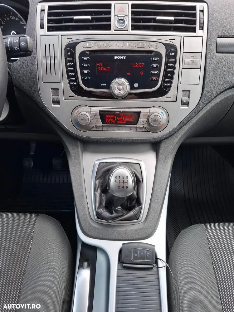 Ford Kuga 2.0 TDCi Trend - 17