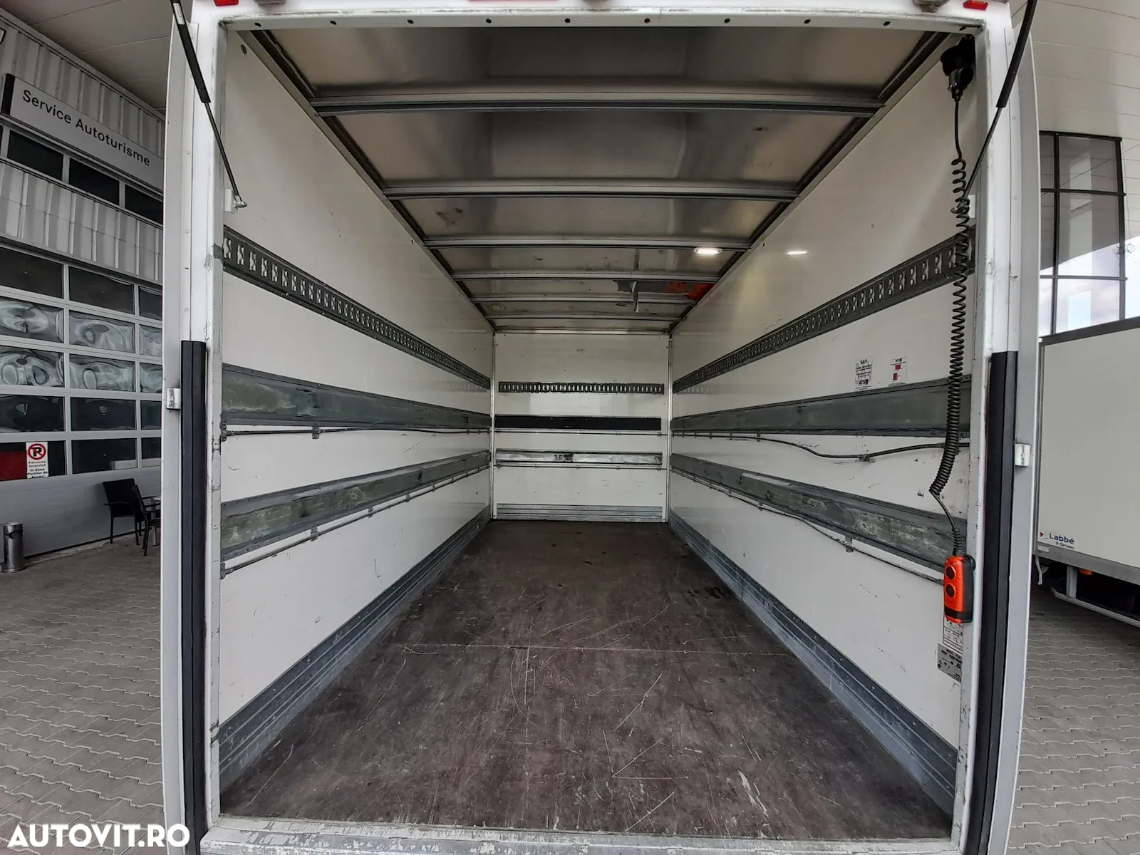 Iveco Daily 35C16H3.0 BOX+LIFT - 8