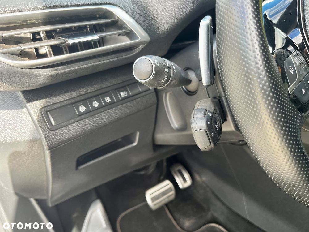 Peugeot 3008 1.6 PHEV 225 GT Exclusive e-DCS7 - 24