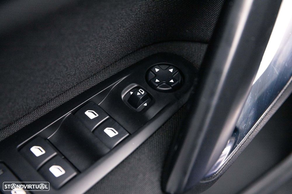 Peugeot 308 SW 1.5 BlueHDi Active - 39