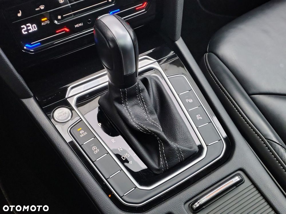 Volkswagen Arteon Shooting Brake 2.0 TDI 4Motion R-Line DSG - 25