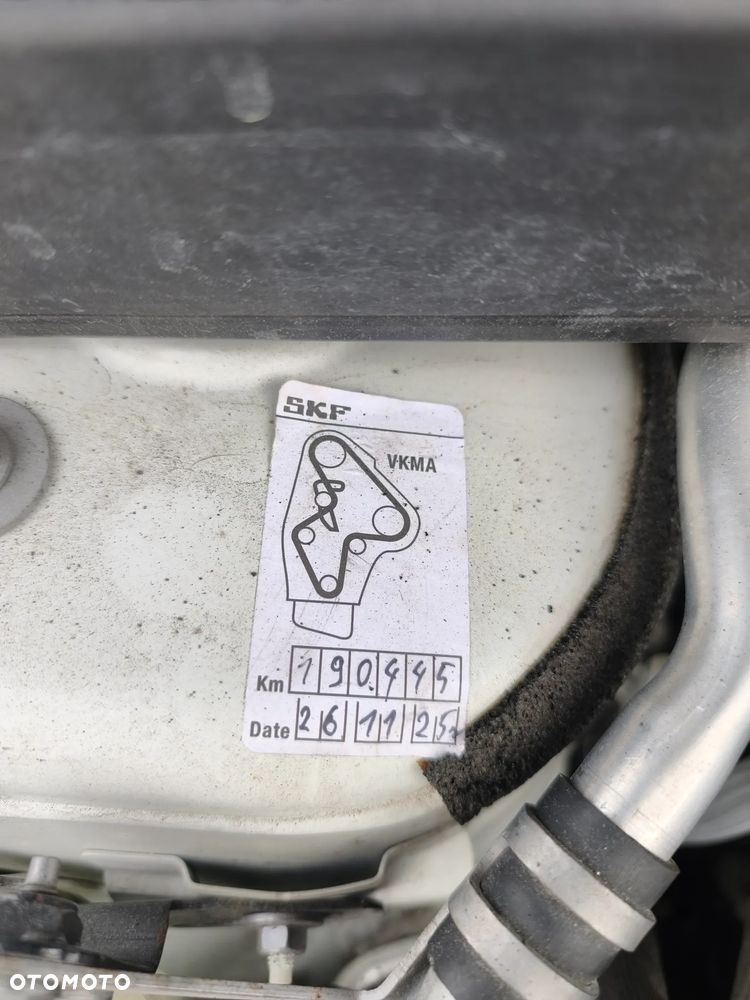 Renault Megane BLUE dCi 115 BUSINESS EDITION - 22