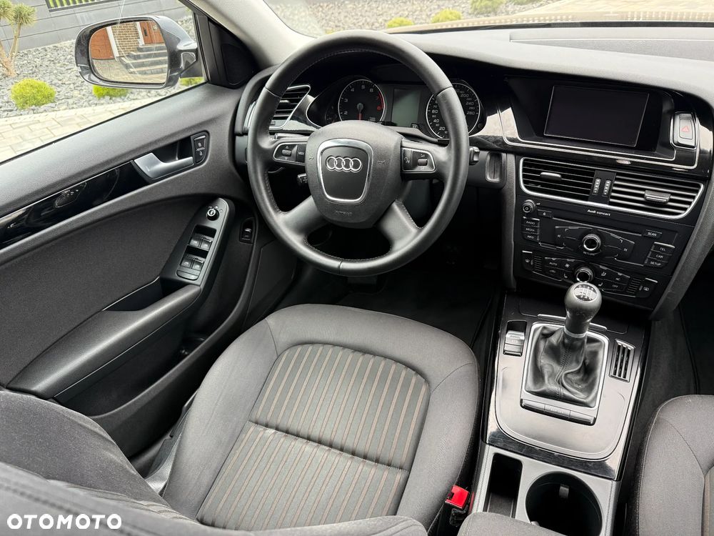Audi A4 Limousine 1.8 TFSI S line Sportpaket (plus) - 18
