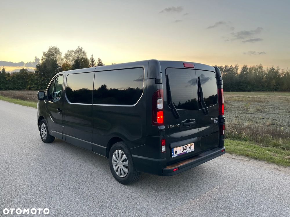 Renault Trafic 2023 photo 3