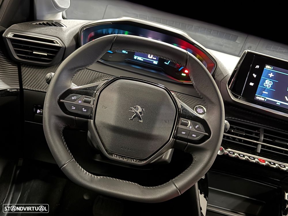 Peugeot e-208 Active Pack - 17