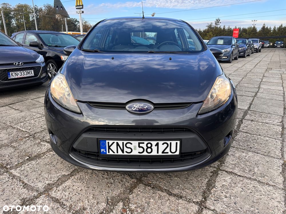 Ford Fiesta - 24